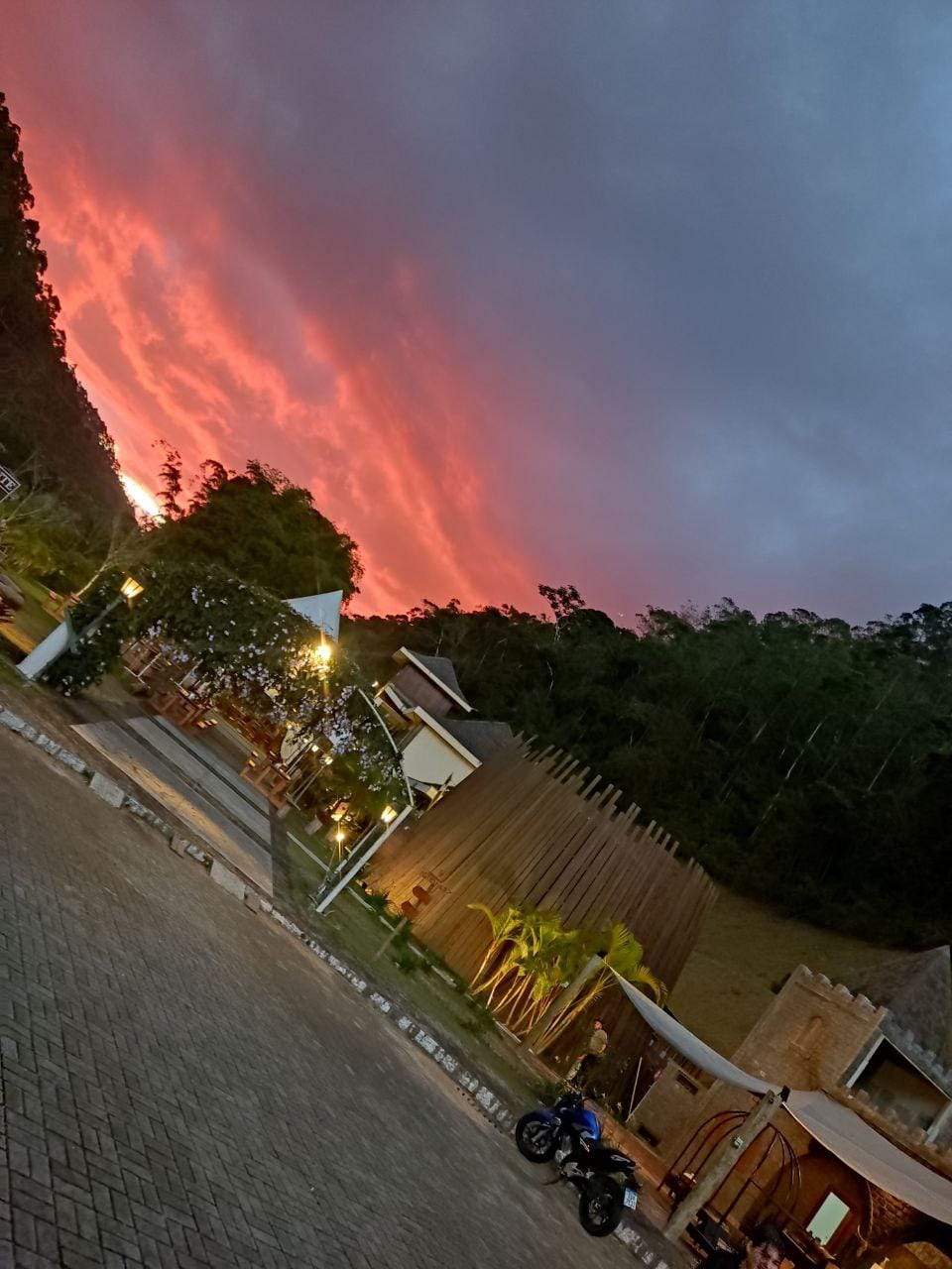 Estacionamento restaurante travoletta